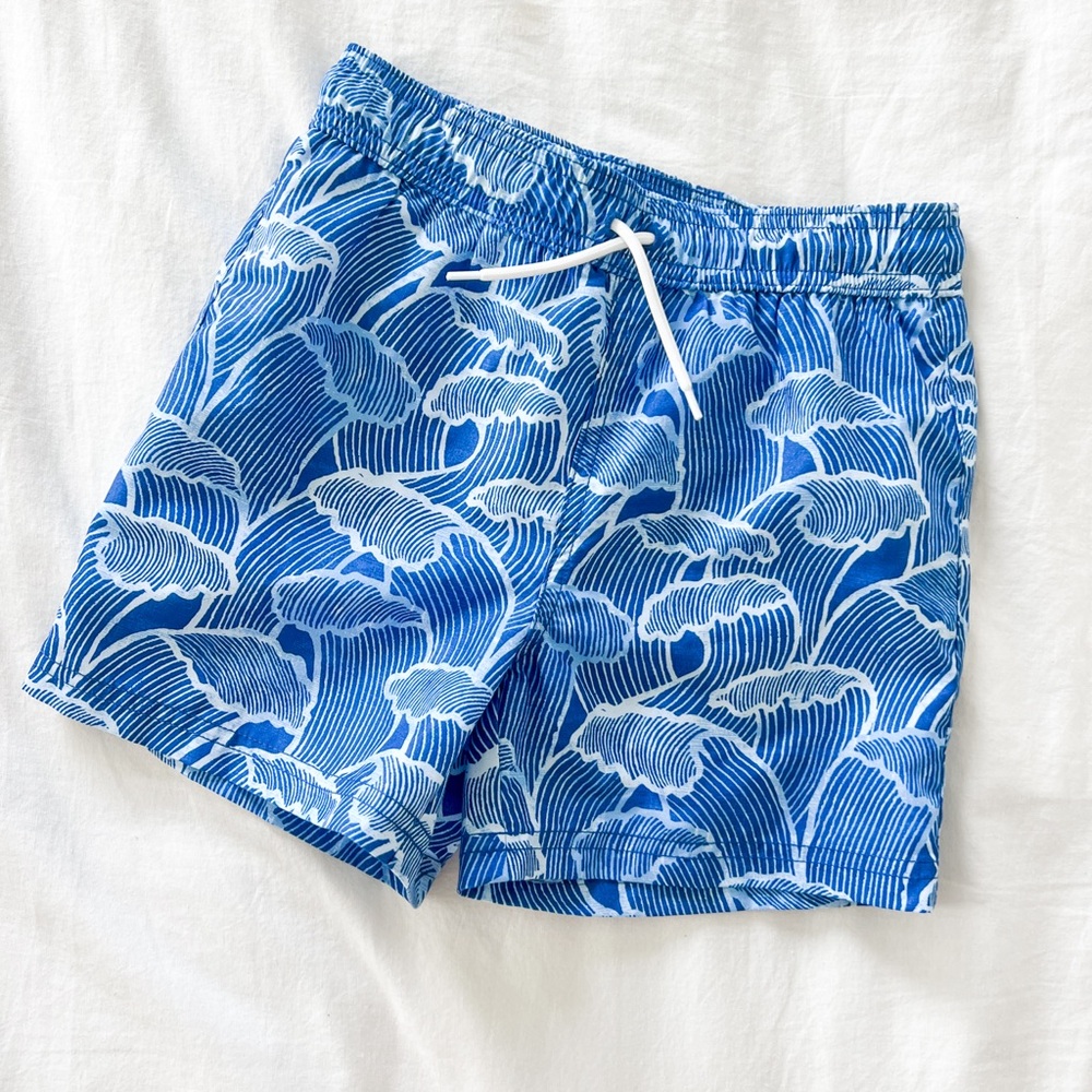 Size 6 Janie & Jack Wave Swim Trunks.